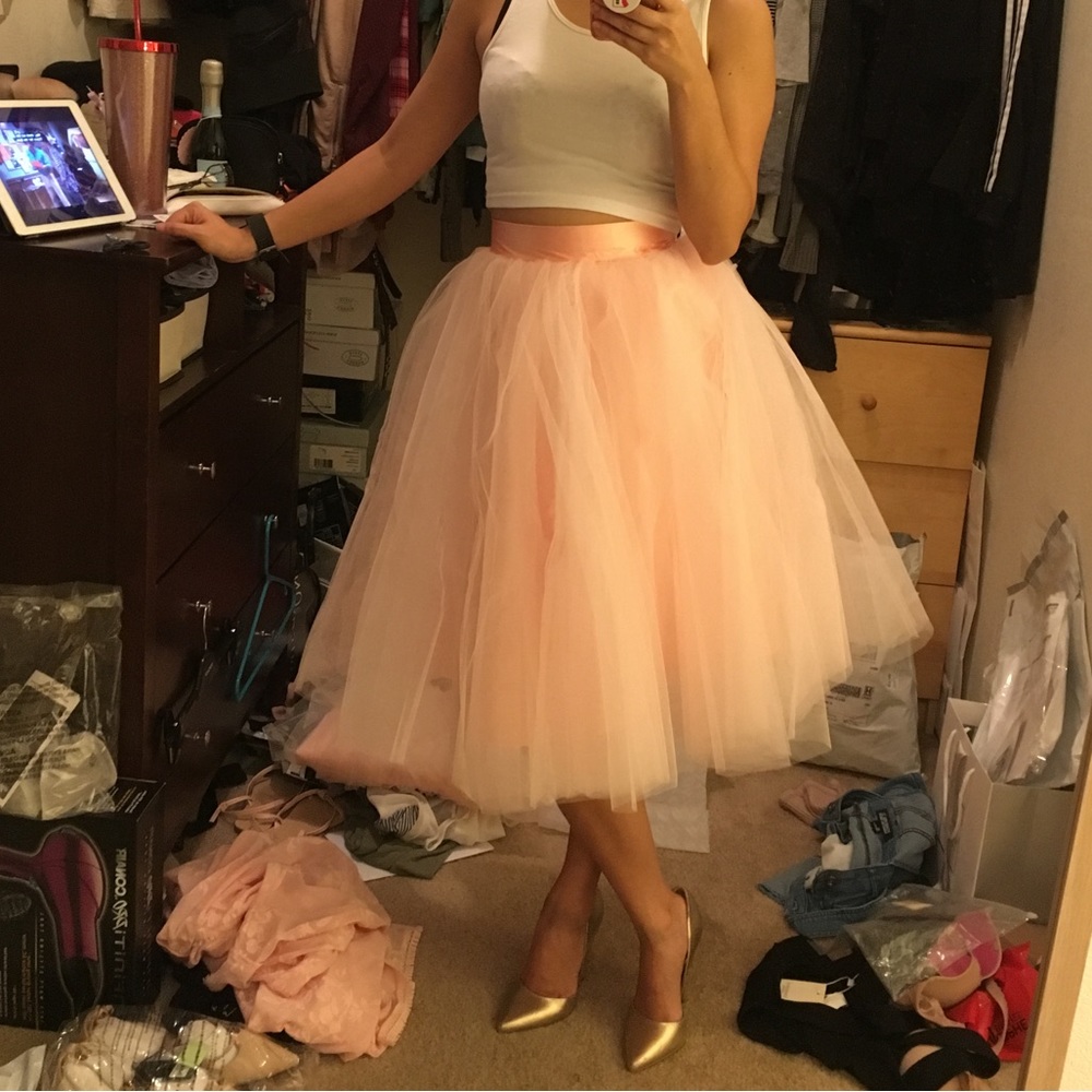 Peach tulle midi skirt